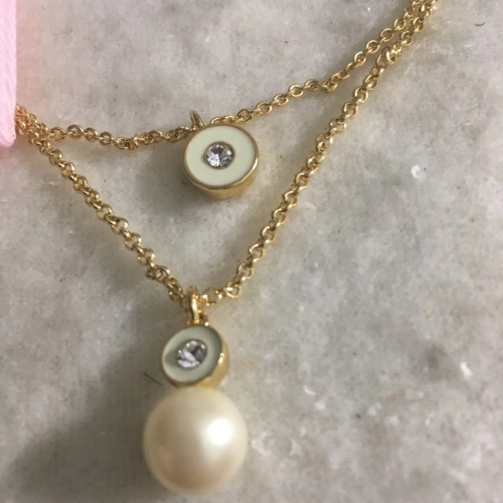 Pearly delight earrings and necklace - Picture 2 of 3